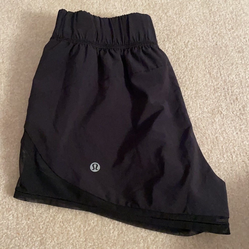 Lululemon reversible running fitness short
